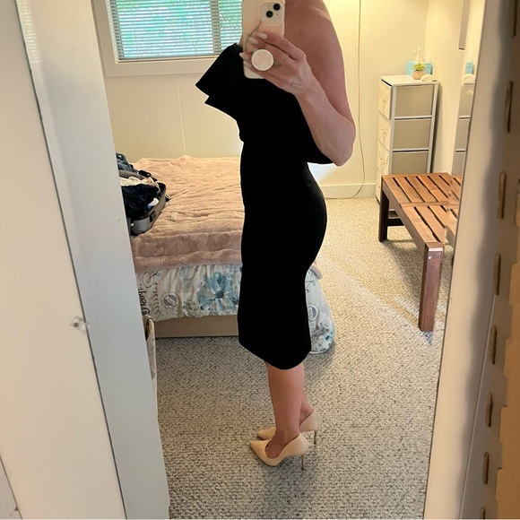 Black midi strapless dress with ruffled top - Picture 4 of 8